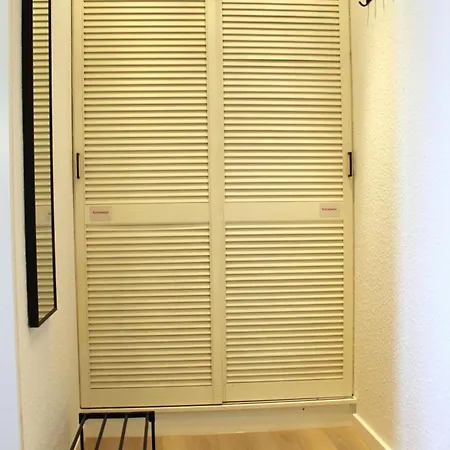 Lord Nelson 414 Apartment